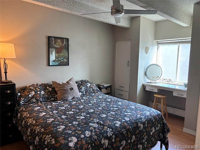 Foto principal - 590 Logan St
