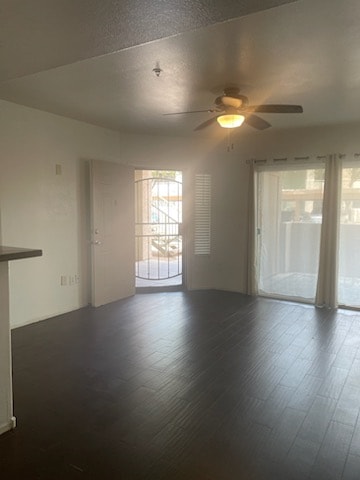 Living room - 1295 N Ash St