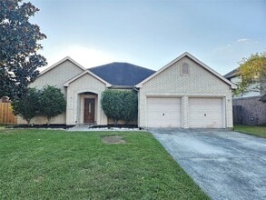 Building Photo - 201 Cedar Branch Dr