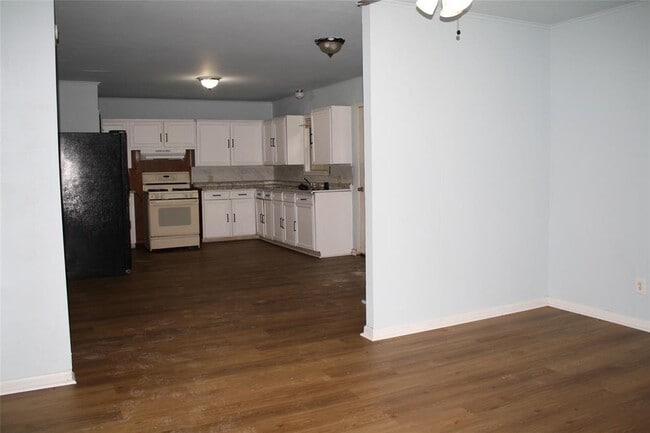 Foto del edificio - 1203 Walger Ave