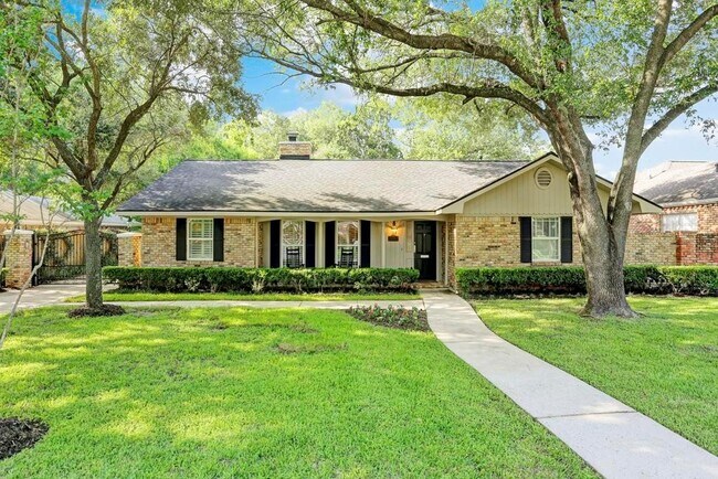 Building Photo - 7506 Creekwood Dr