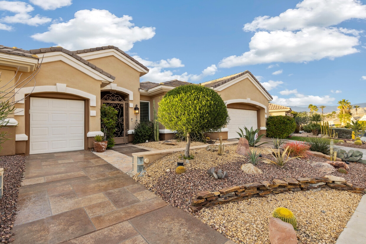 Primary Photo - 35245 Moorbrook Rd