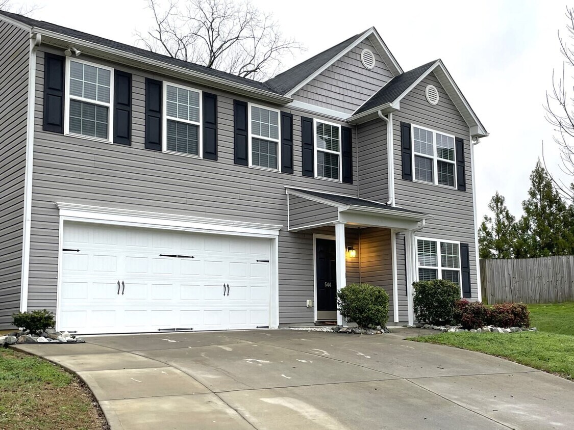 544 Snooks Ct House Rental in Haw River, NC