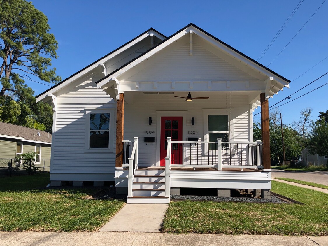 Main view of house - 1004 Adele St