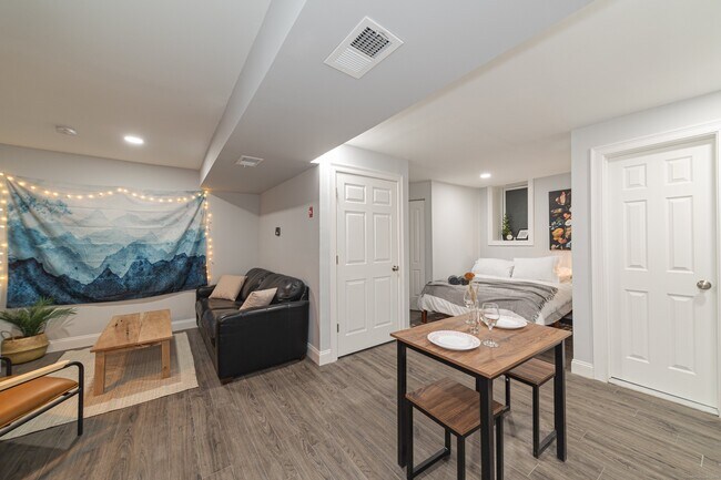 Foto del edificio - 544 Whitney Ave