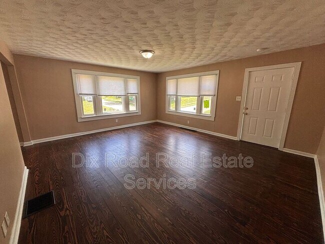 Foto del edificio - 344 W Parkwood Dr