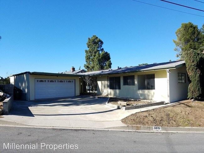 Building Photo - 9515 Crystal View Dr