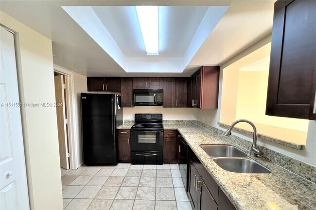 Building Photo - 4575 NW 113th Ave