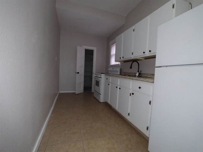 Foto del edificio - 1173 Vance Ave