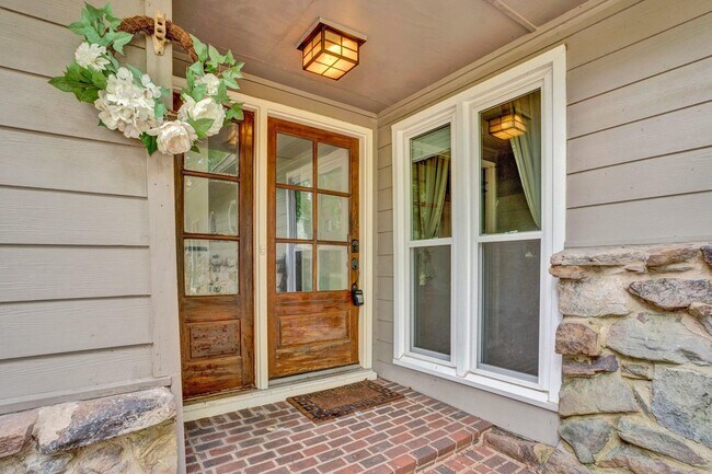 Building Photo - 7537 Nohapa Cove
