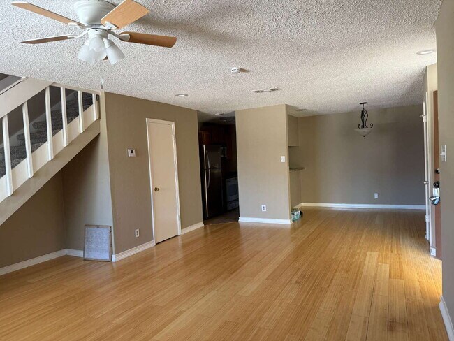 Foto del edificio - Private Condo Close to the Medical Center