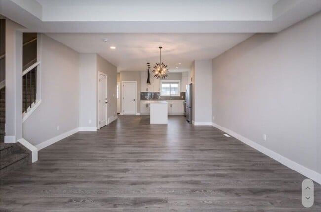 Building Photo - 1000 Berg Pl