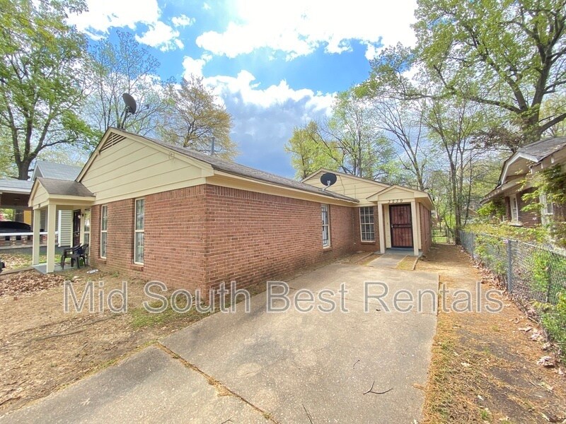 Primary Photo - 3239 Carnes