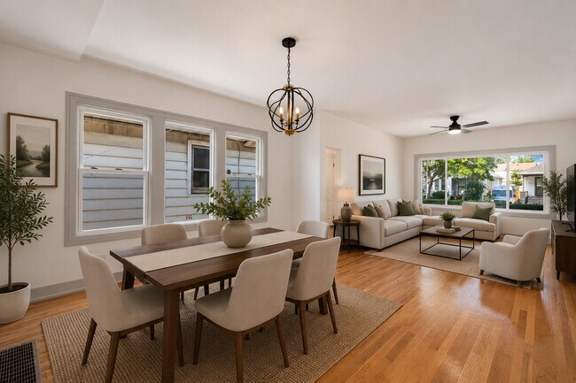 Foto del edificio - 10205 S Yale Ave
