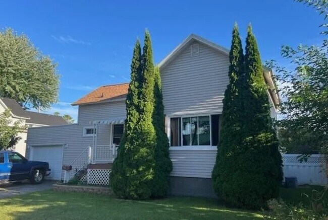 Foto del edificio - 208 Bird St