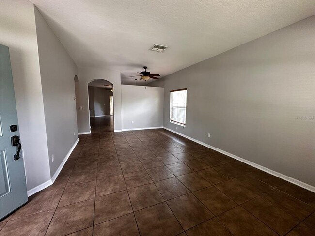 Building Photo - 15115 Stonebriar Way