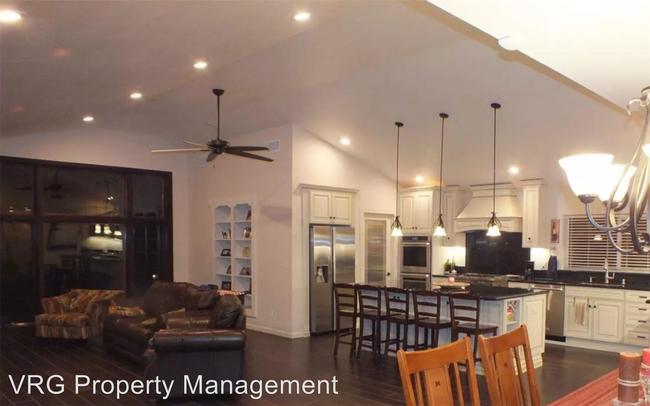 Building Photo - 4 br, 2.5 bath House - 2740 Dove Meadow Court