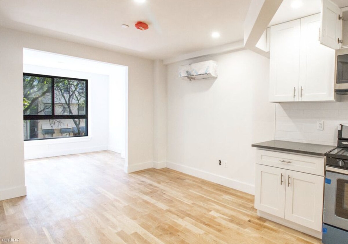 2 br, 1 bath - 69 Granite St - 2 br, 1 bath  - 69 Granite St