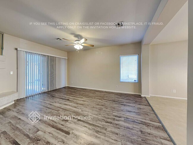 Foto del edificio - 2132 Brighton Shore St