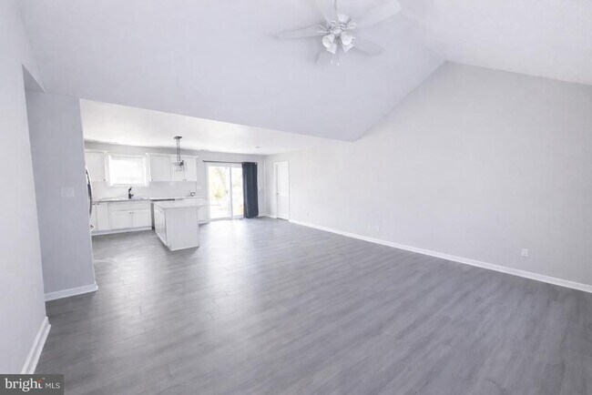 Building Photo - 45 Coreopsis St