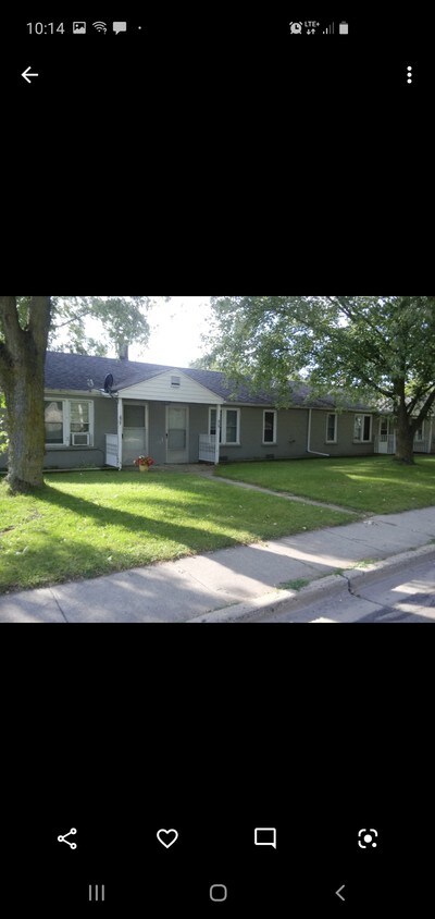 Foto del edificio - 809 S Occidental Hwy