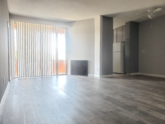 Foto del edificio - 3711 Emerald St