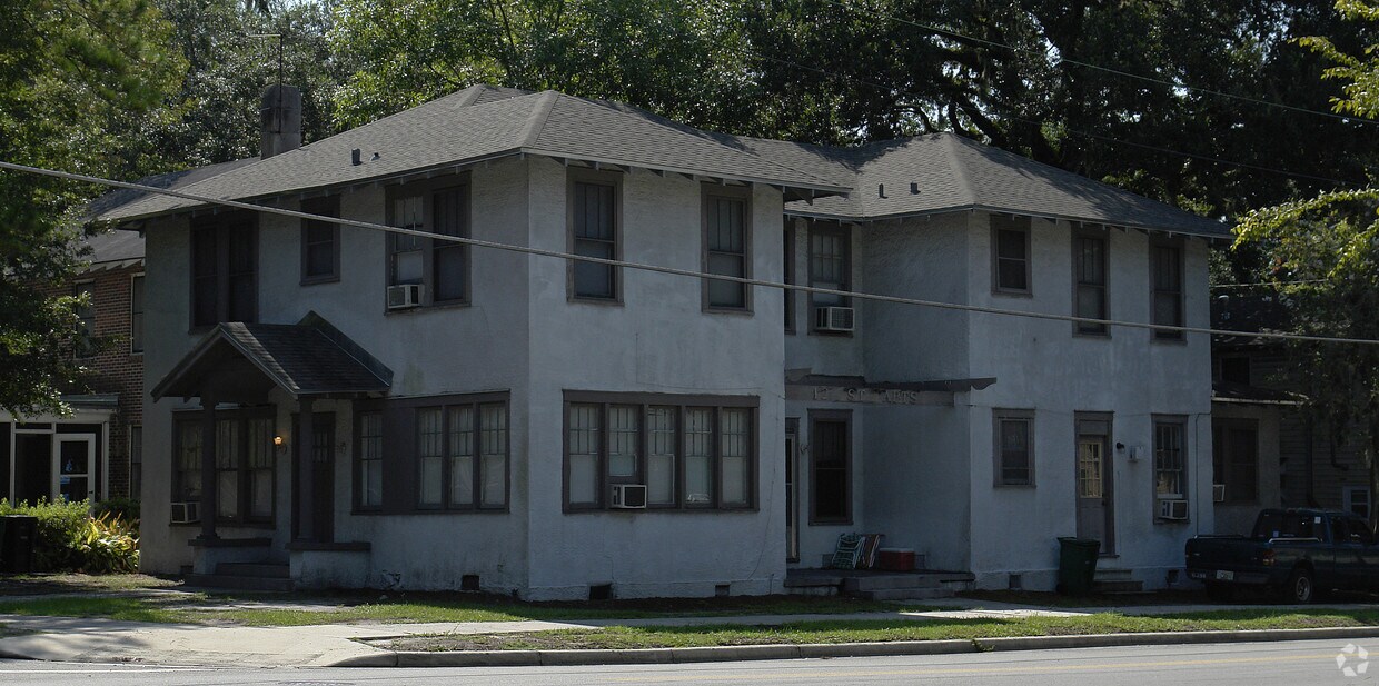 Primary Photo - 111 SW 12th St