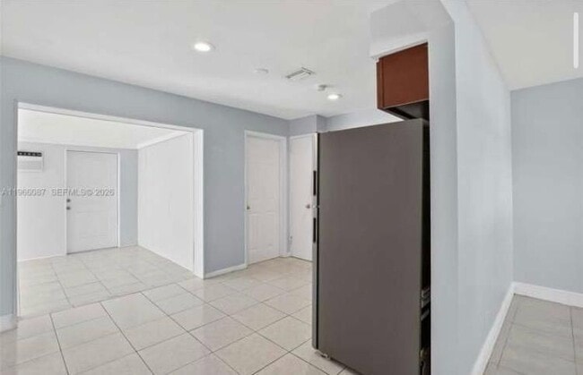 Foto del edificio - 4998 SW 92nd Terrace