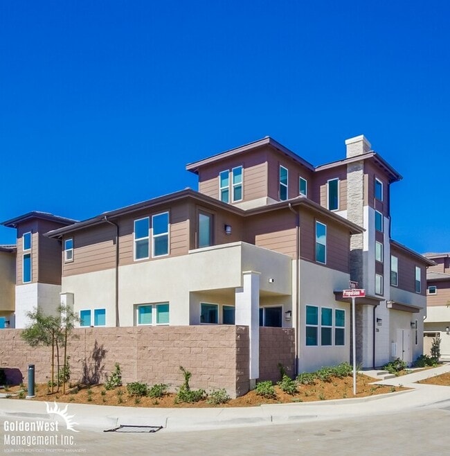 Building Photo - 720 Metric Rd