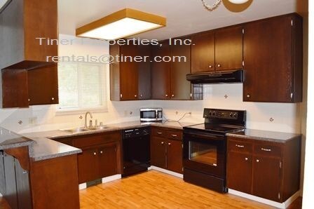 Foto del edificio - Charming 3 Bedroom/2 Bath Carmichael Home!