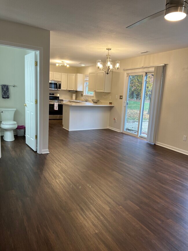 Foto del edificio - 11973 Cedar Dr