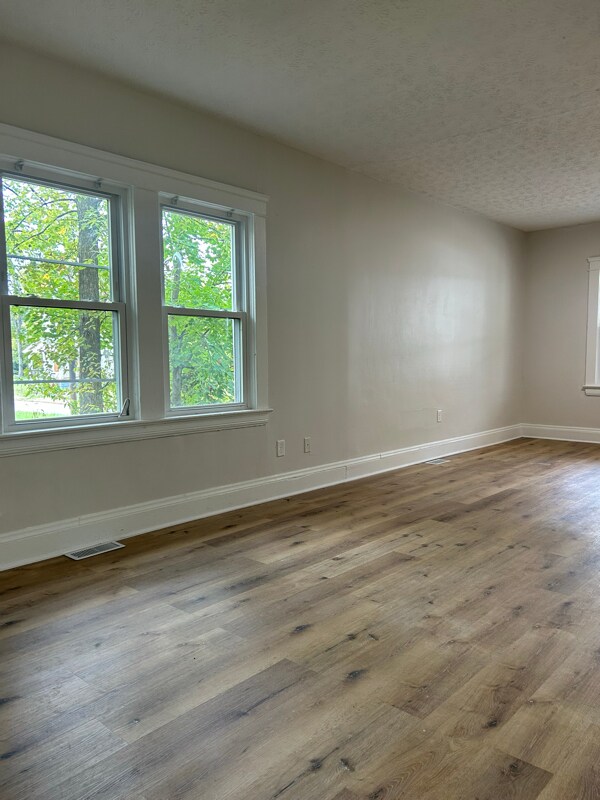 13414 Horner Ave Cleveland, OH 44120 – photo 4