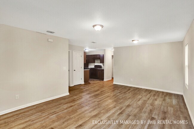 Foto del edificio - 862 Robinson Ave