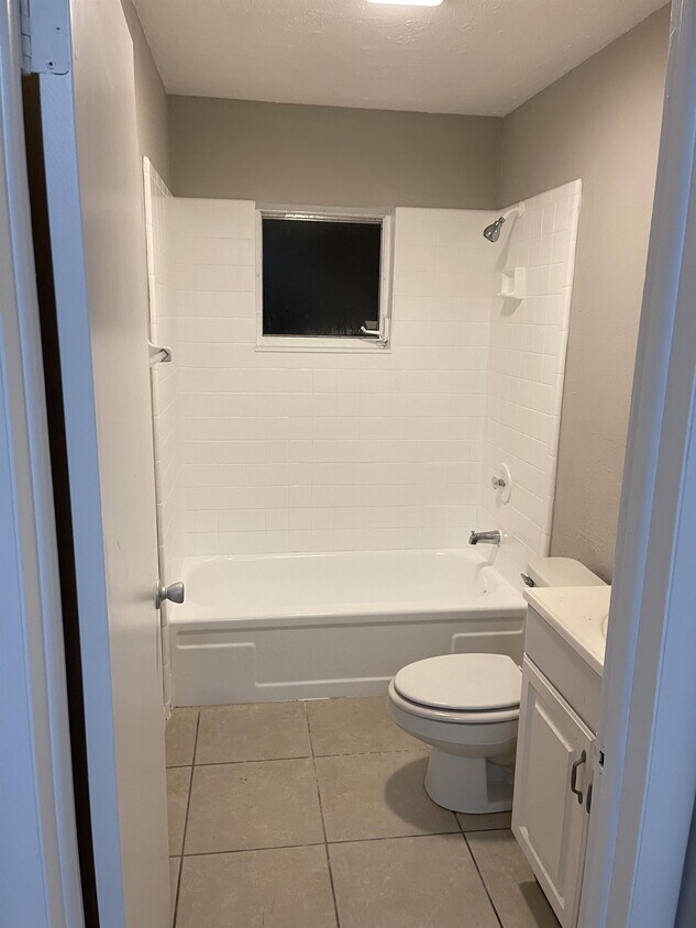 Foto principal - 64 1st St
