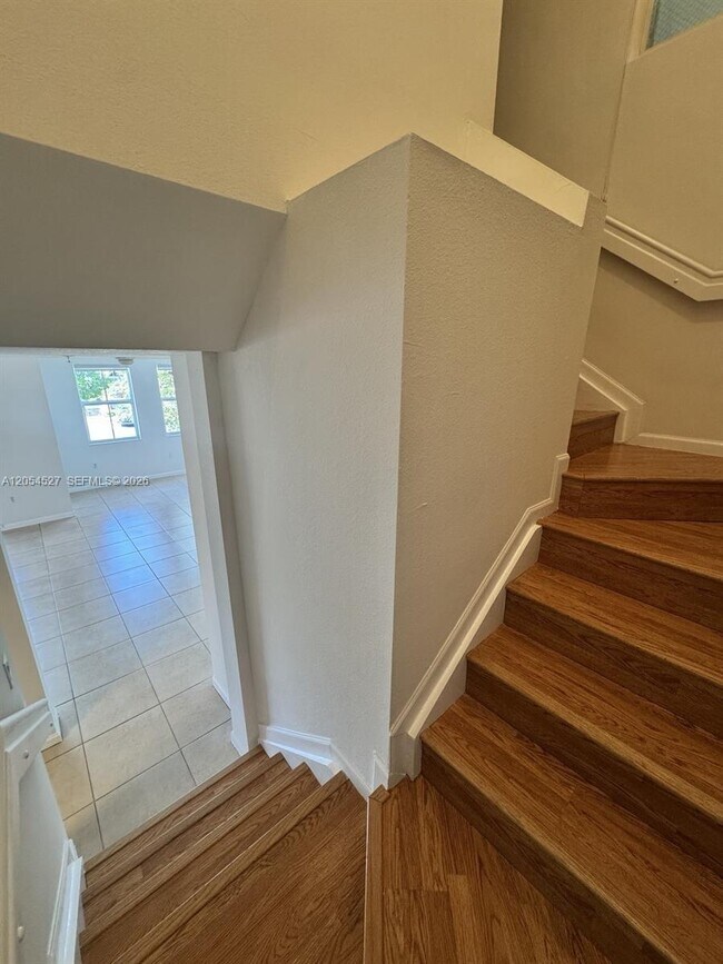 Foto del edificio - 11002 NW 83rd St