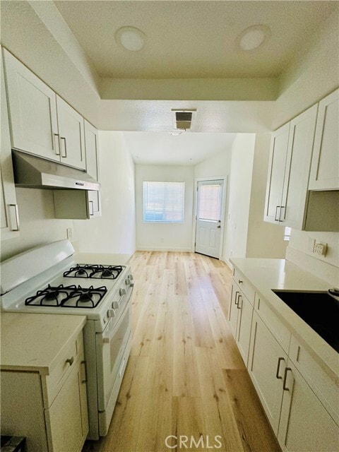 Building Photo - 2380 Benidorm Cir