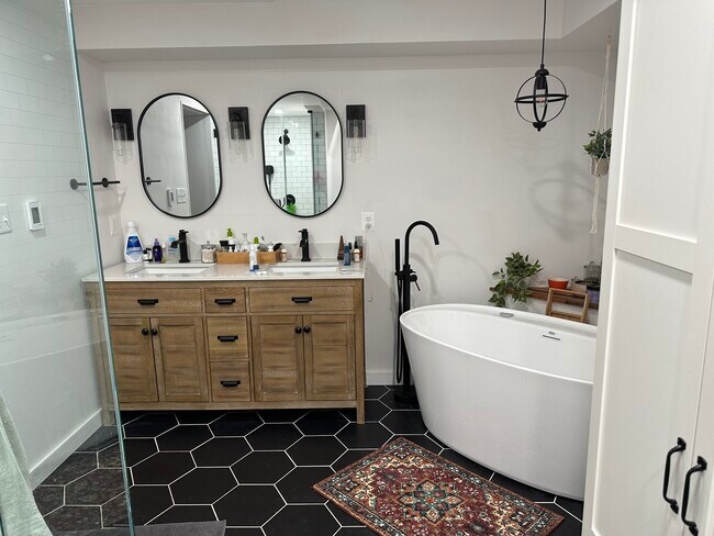 Primary Bathroom, Vanity View - 838 Colvin Ct
