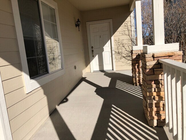 Building Photo - Beautiful 1 story home in Sparks