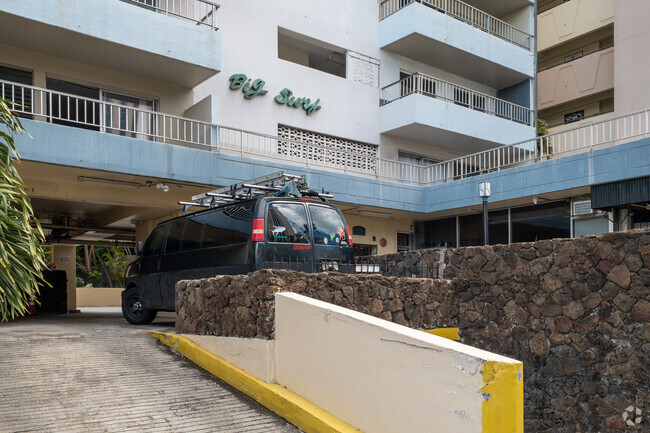 Foto del edificio - Big Surf Apartments