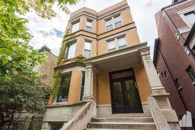 Building Photo - 3444 N Janssen Ave