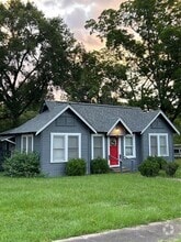 Building Photo - 907 N Drew Ave