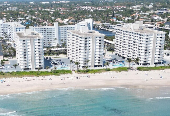 Foto del edificio - 3215 S Ocean Blvd
