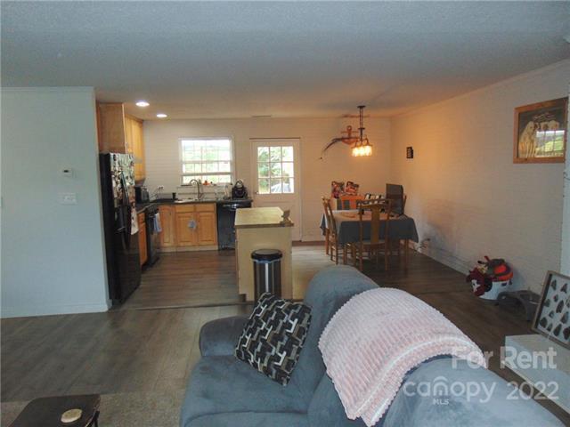 Building Photo - 3312 Circles End Cir