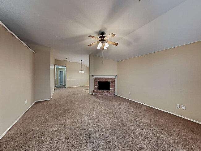 Building Photo - 8609 Trinity Vista Trl