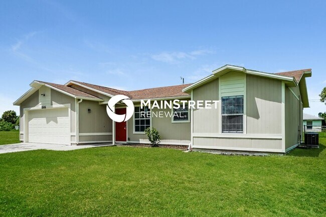 Foto del edificio - 3 Bedroom Pet-Friendly Home in CAPE CORAL,...