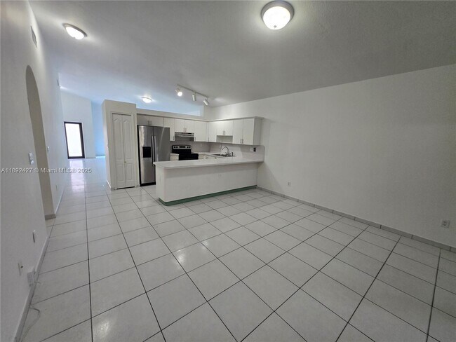 Foto del edificio - 14197 SW 9th St