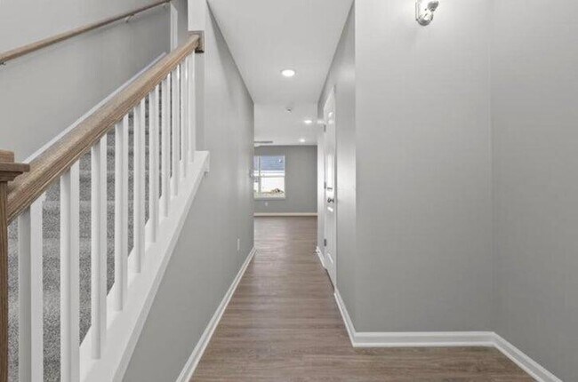 Foto del edificio - 8145 Driftwood Lp