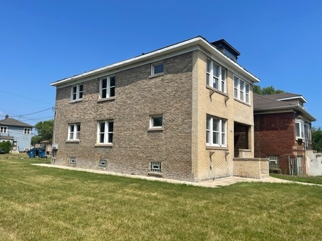Primary Photo - 236 Harrison St