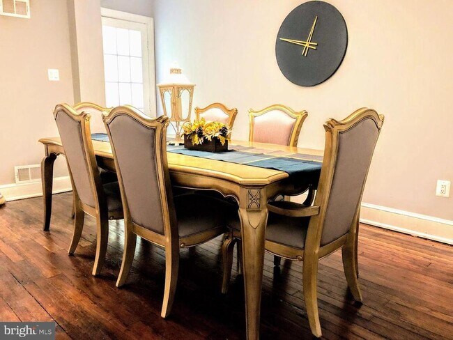 Foto del edificio - 106 7th St SE