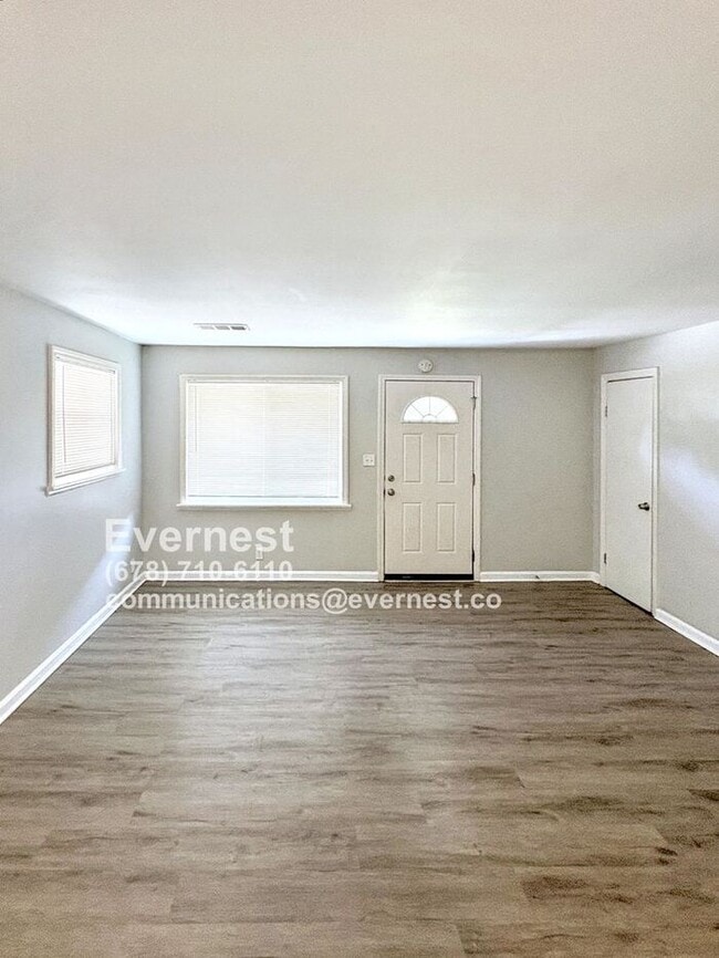 Building Photo - 4402 Davana Dr